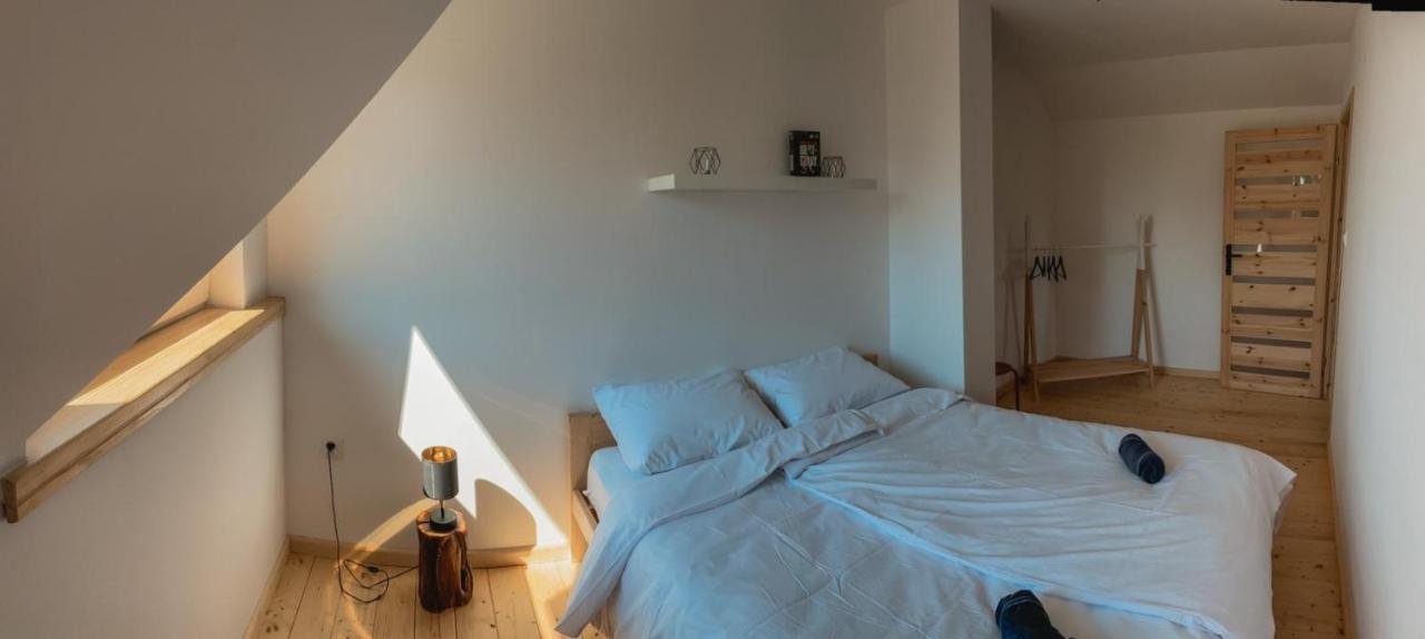 Magiczny Przystanek Apartment Myczkow Bagian luar foto